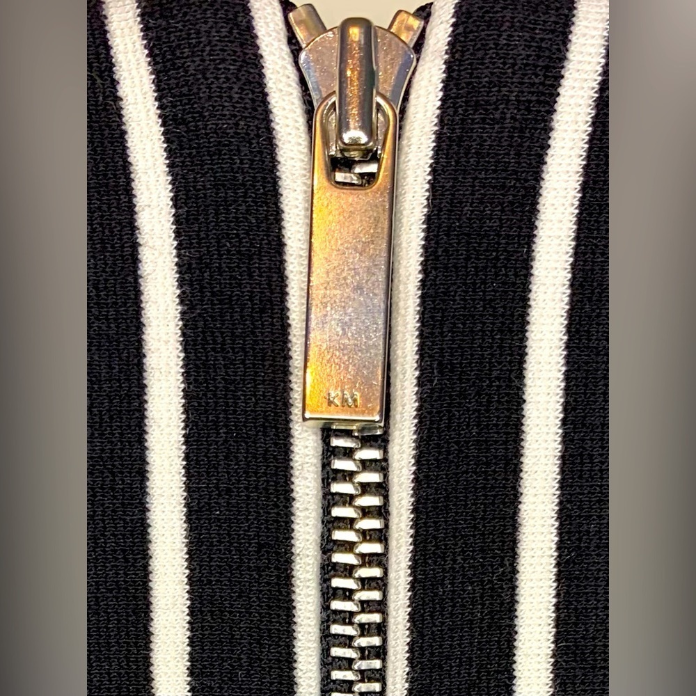 Karen Millen Black and White Stripe Knit 3/4 Sleeves Back Zip Dress NWT SZ 10! - Picture 5 of 9